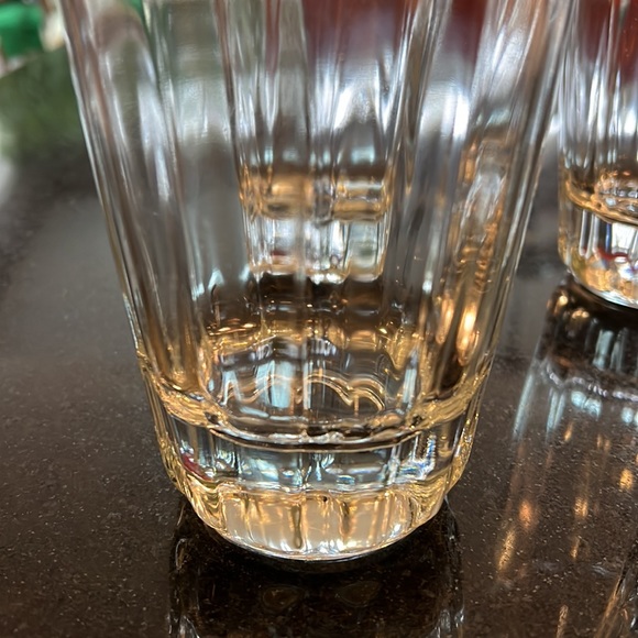 Drinking Glasses - Nice, Clear Glasses. Set of 4 - Picture 7 of 8